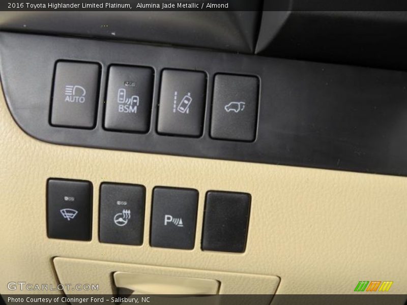 Alumina Jade Metallic / Almond 2016 Toyota Highlander Limited Platinum