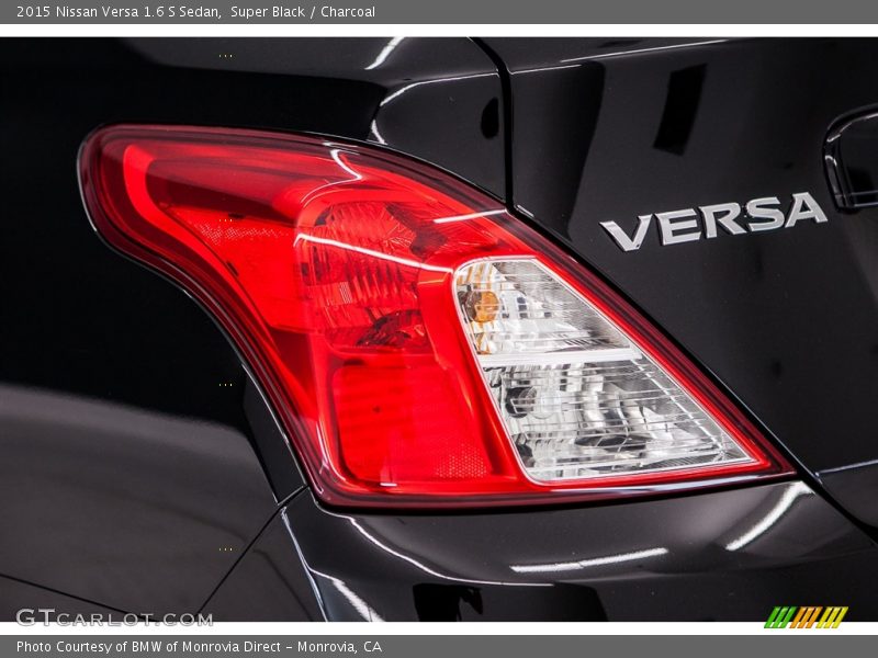 Super Black / Charcoal 2015 Nissan Versa 1.6 S Sedan