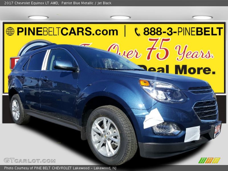 Patriot Blue Metallic / Jet Black 2017 Chevrolet Equinox LT AWD