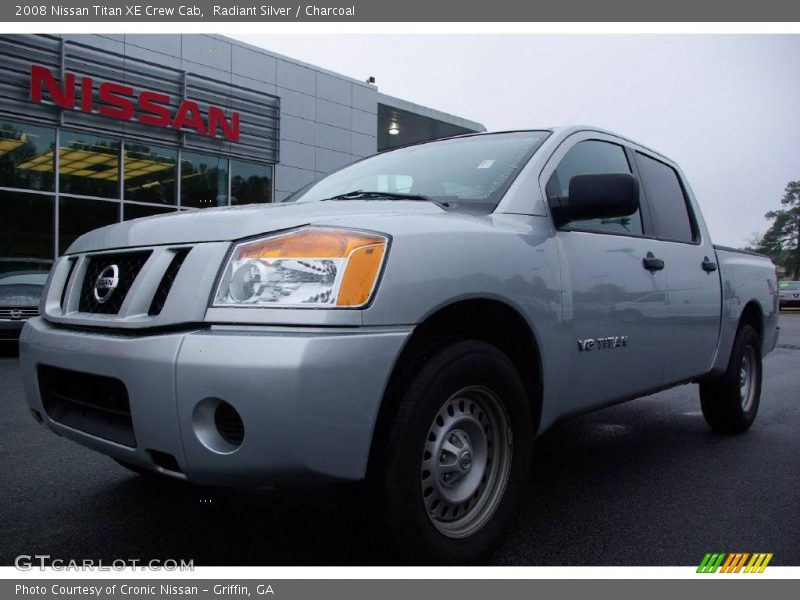 Radiant Silver / Charcoal 2008 Nissan Titan XE Crew Cab
