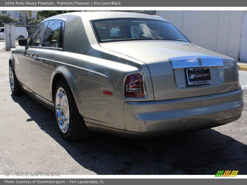 Platinum/Titanium / Moccasin/Black 2004 Rolls-Royce Phantom