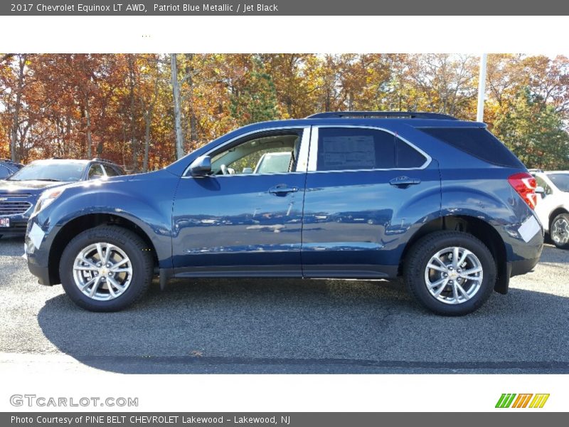 Patriot Blue Metallic / Jet Black 2017 Chevrolet Equinox LT AWD
