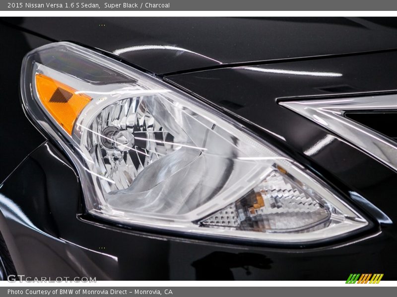 Super Black / Charcoal 2015 Nissan Versa 1.6 S Sedan
