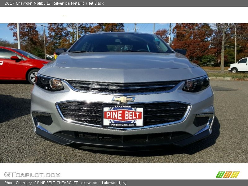Silver Ice Metallic / Jet Black 2017 Chevrolet Malibu LS