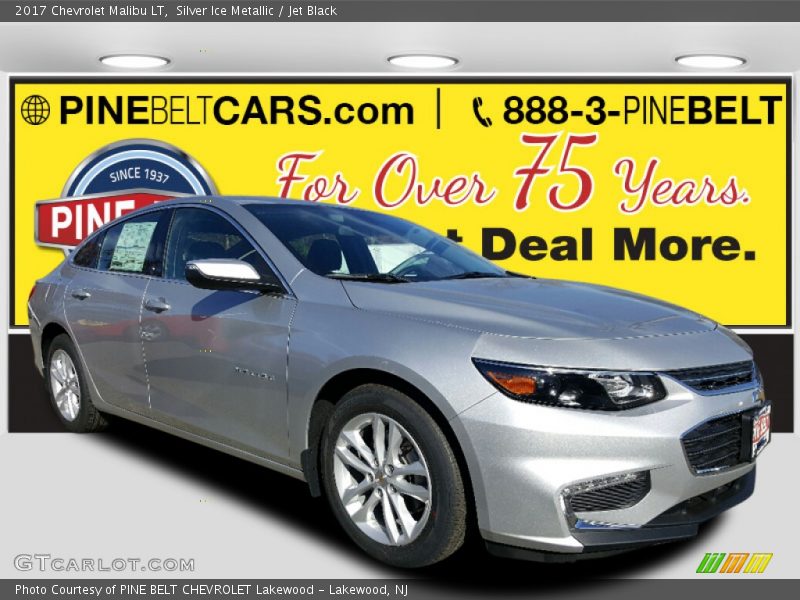 Silver Ice Metallic / Jet Black 2017 Chevrolet Malibu LT