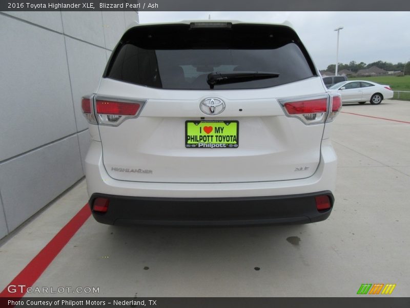 Blizzard Pearl / Ash 2016 Toyota Highlander XLE