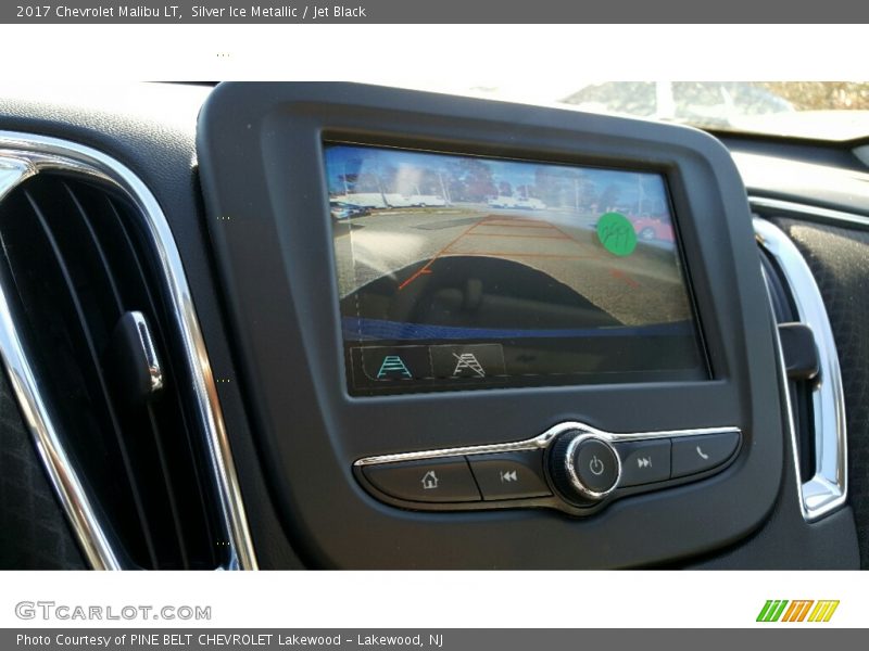 Silver Ice Metallic / Jet Black 2017 Chevrolet Malibu LT