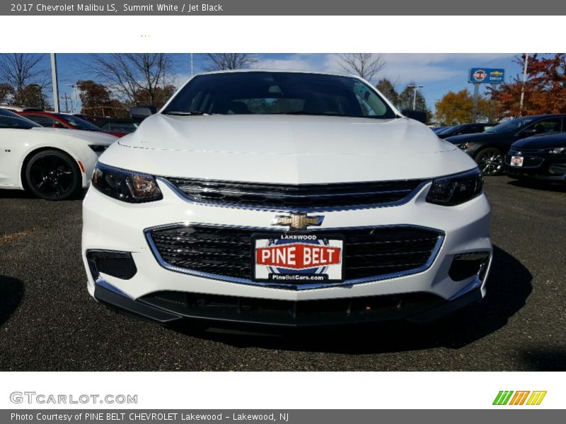 Summit White / Jet Black 2017 Chevrolet Malibu LS
