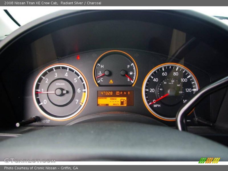 Radiant Silver / Charcoal 2008 Nissan Titan XE Crew Cab