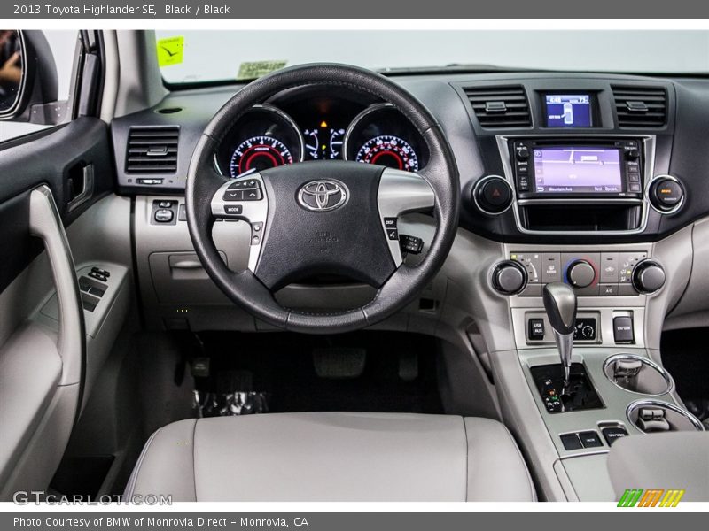 Black / Black 2013 Toyota Highlander SE