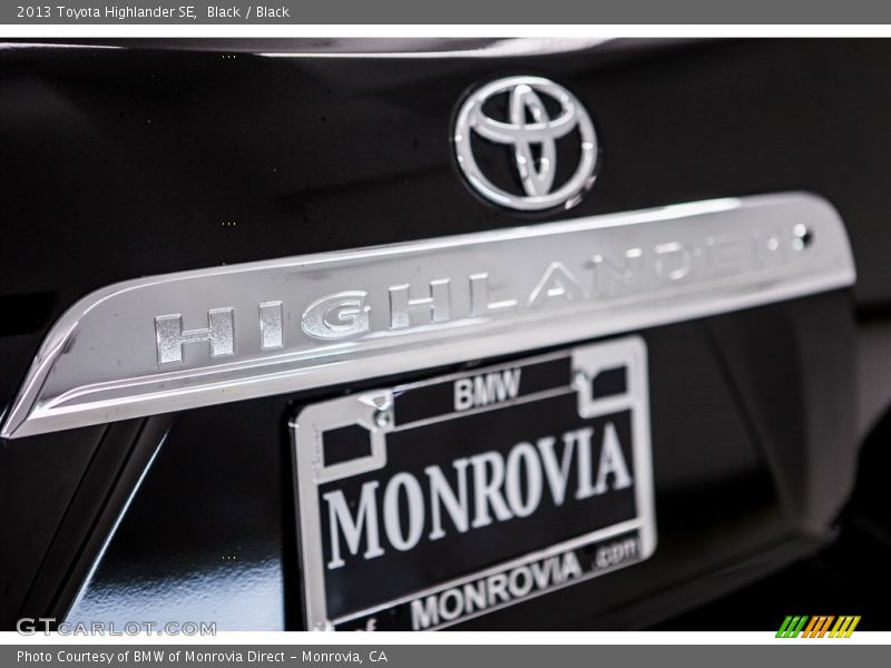 Black / Black 2013 Toyota Highlander SE