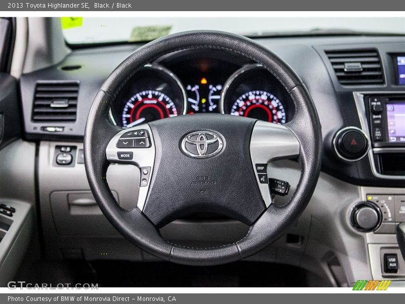 Black / Black 2013 Toyota Highlander SE