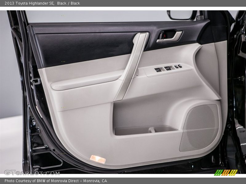 Black / Black 2013 Toyota Highlander SE