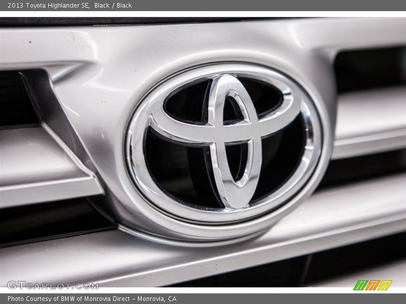 Black / Black 2013 Toyota Highlander SE
