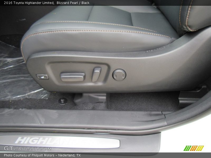 Blizzard Pearl / Black 2016 Toyota Highlander Limited