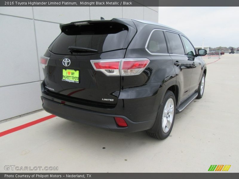 Midnight Black Metallic / Black 2016 Toyota Highlander Limited Platinum