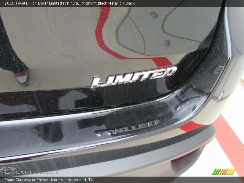 Midnight Black Metallic / Black 2016 Toyota Highlander Limited Platinum