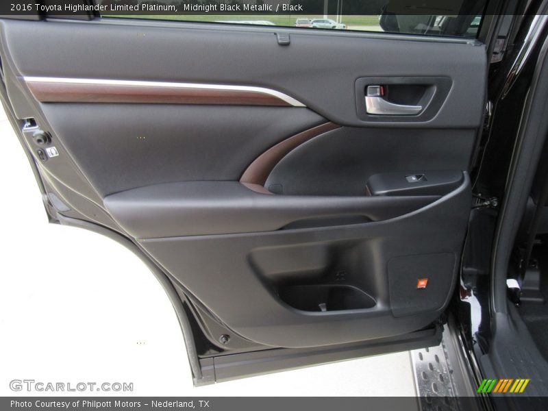 Midnight Black Metallic / Black 2016 Toyota Highlander Limited Platinum