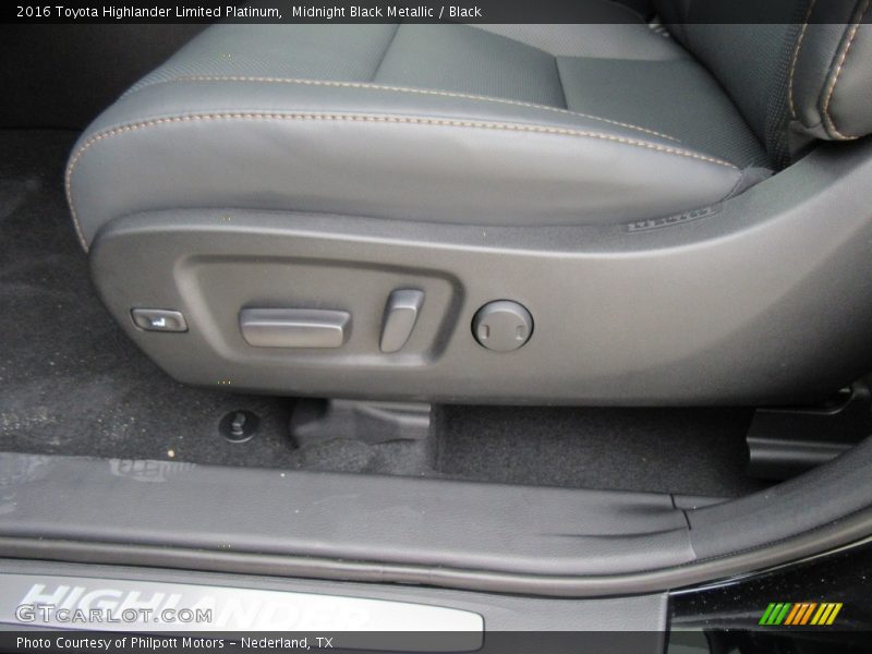 Midnight Black Metallic / Black 2016 Toyota Highlander Limited Platinum