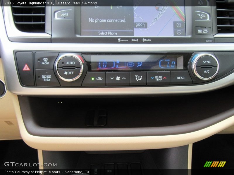 Blizzard Pearl / Almond 2016 Toyota Highlander XLE
