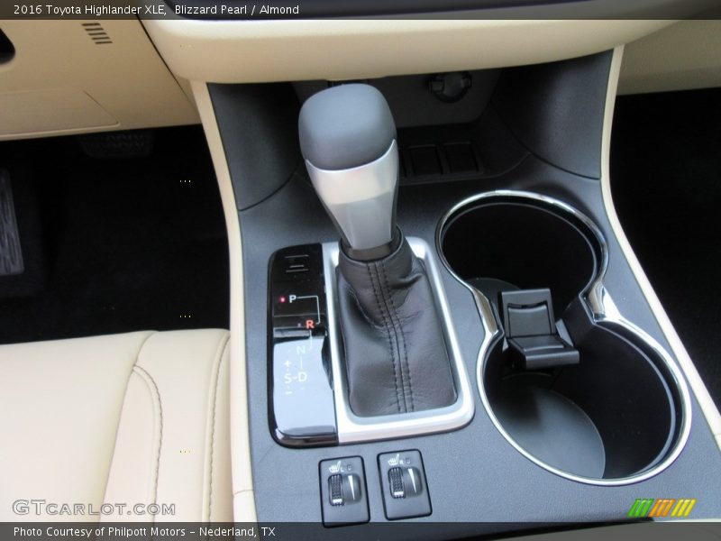 Blizzard Pearl / Almond 2016 Toyota Highlander XLE