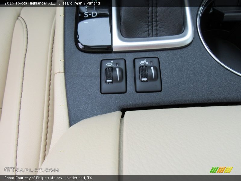 Blizzard Pearl / Almond 2016 Toyota Highlander XLE