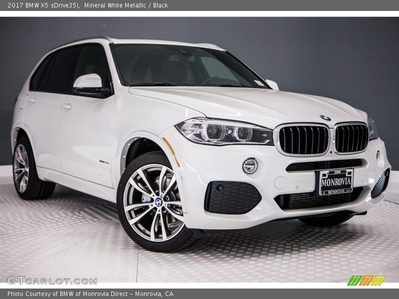 Mineral White Metallic / Black 2017 BMW X5 sDrive35i