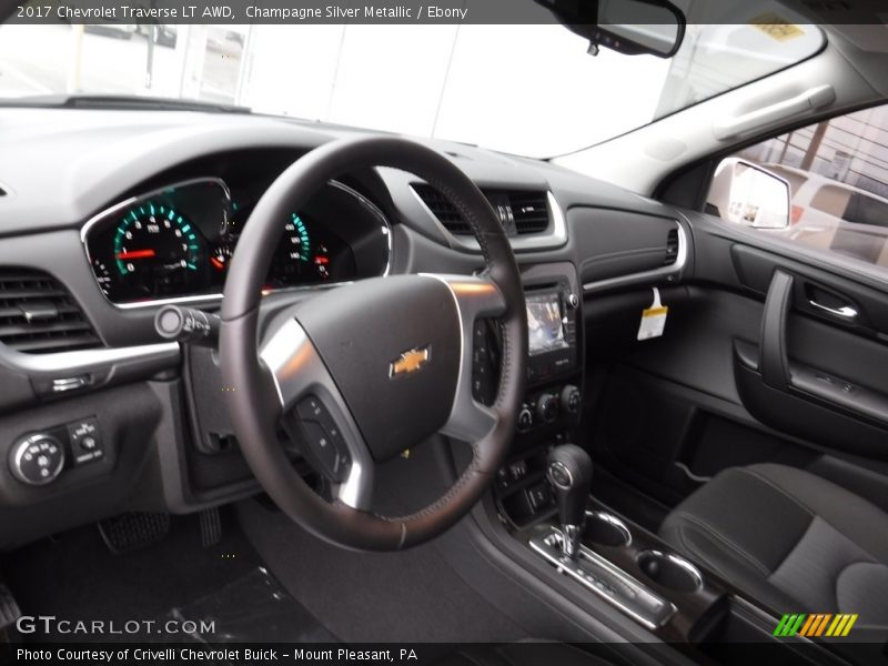 Champagne Silver Metallic / Ebony 2017 Chevrolet Traverse LT AWD