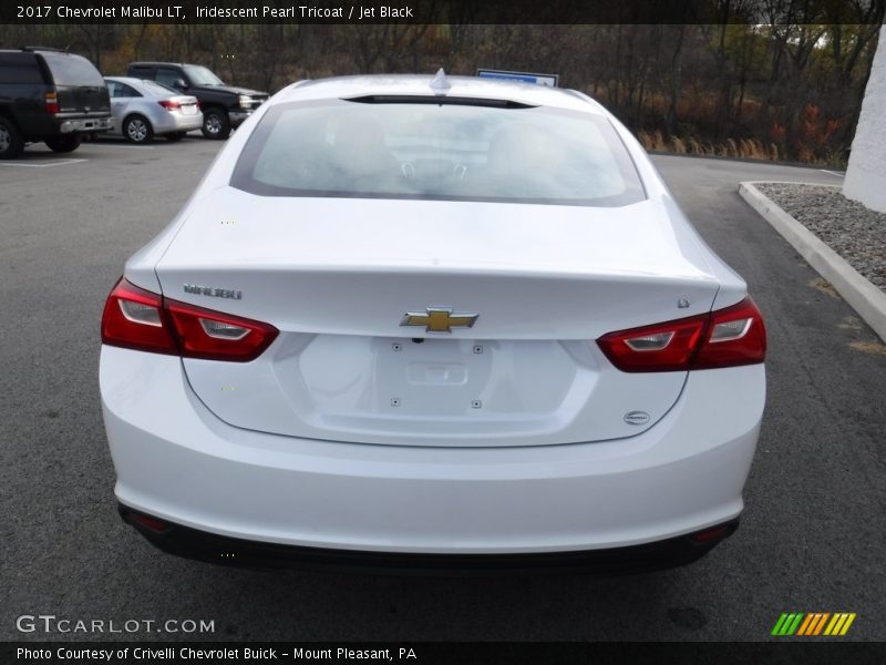 Iridescent Pearl Tricoat / Jet Black 2017 Chevrolet Malibu LT