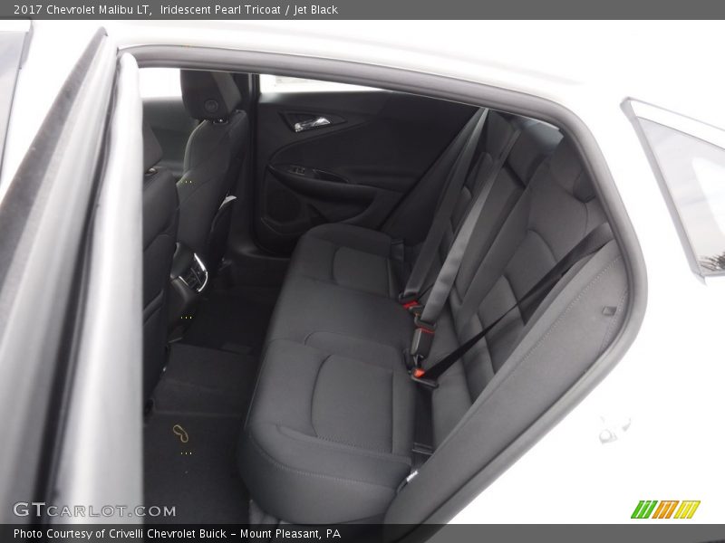 Iridescent Pearl Tricoat / Jet Black 2017 Chevrolet Malibu LT