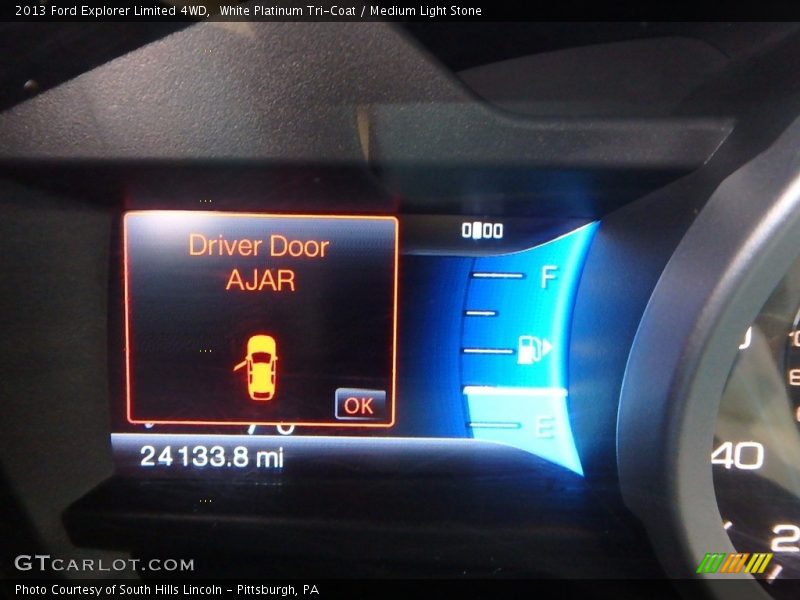 White Platinum Tri-Coat / Medium Light Stone 2013 Ford Explorer Limited 4WD