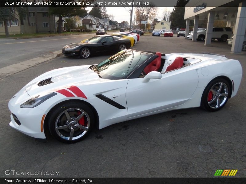 Front 3/4 View of 2014 Corvette Stingray Convertible Z51