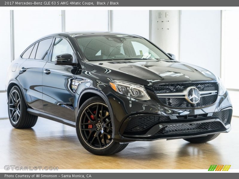 Front 3/4 View of 2017 GLE 63 S AMG 4Matic Coupe
