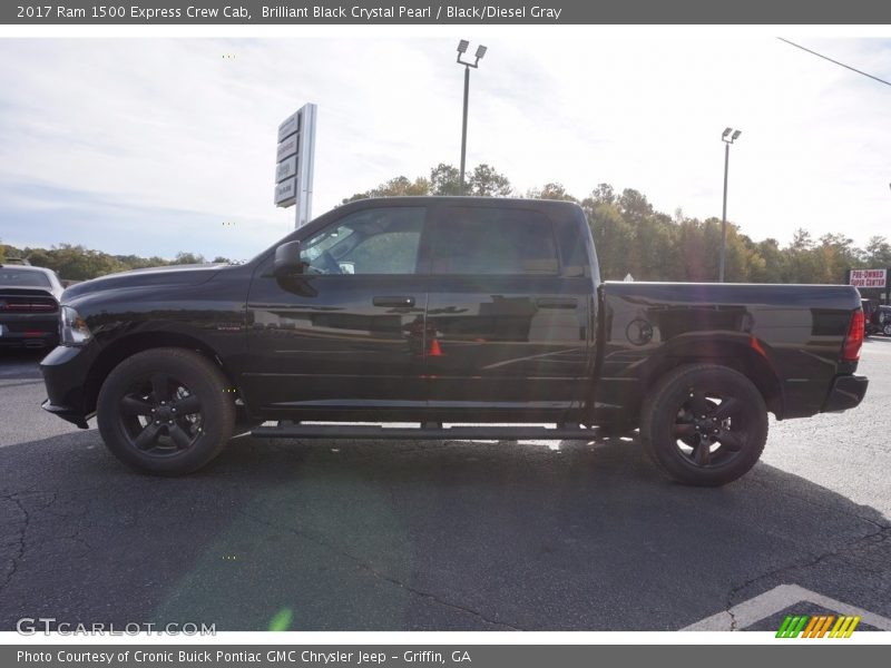 Brilliant Black Crystal Pearl / Black/Diesel Gray 2017 Ram 1500 Express Crew Cab