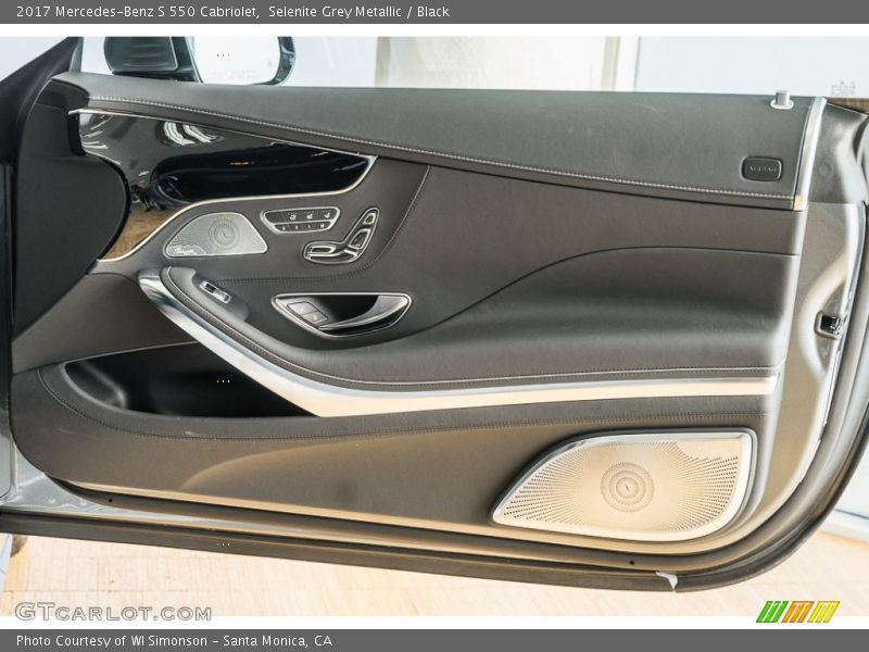 Door Panel of 2017 S 550 Cabriolet