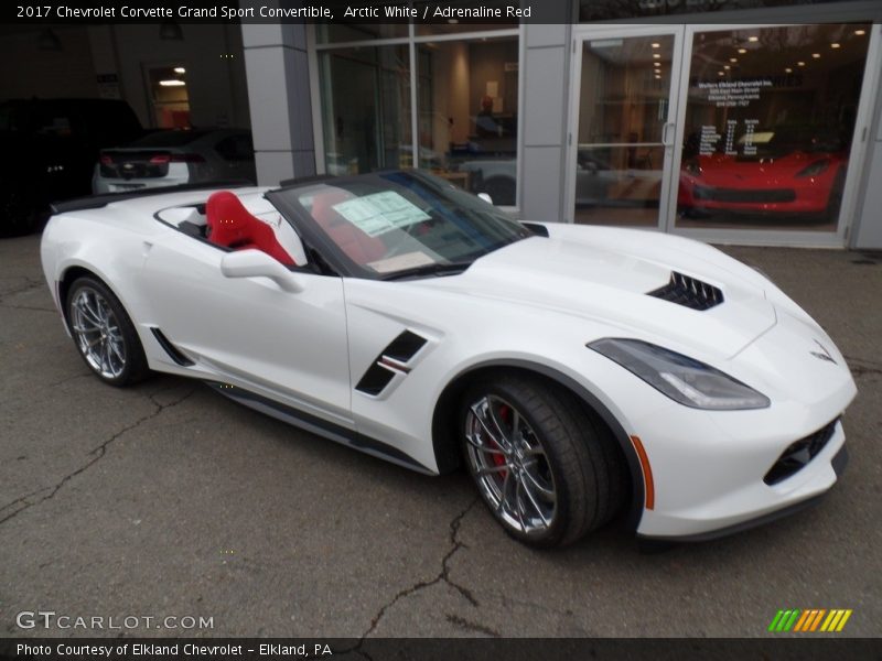 Front 3/4 View of 2017 Corvette Grand Sport Convertible