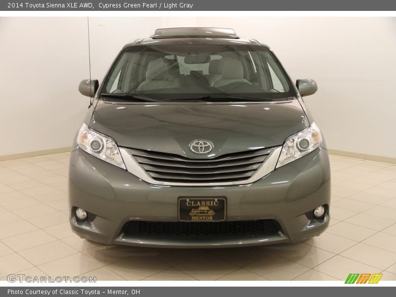 Cypress Green Pearl / Light Gray 2014 Toyota Sienna XLE AWD