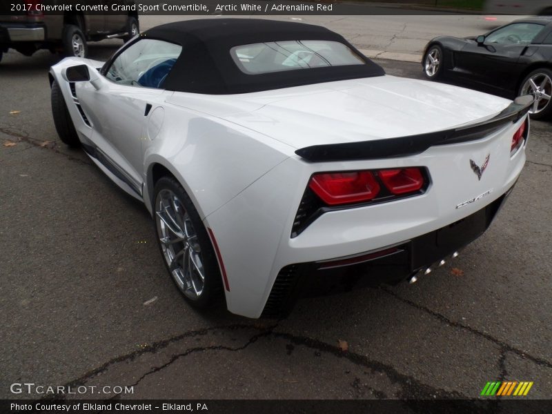 Arctic White / Adrenaline Red 2017 Chevrolet Corvette Grand Sport Convertible