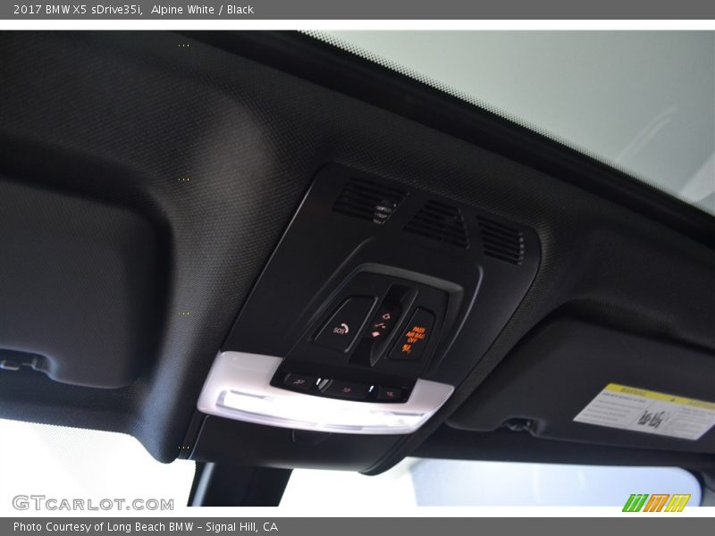 Alpine White / Black 2017 BMW X5 sDrive35i