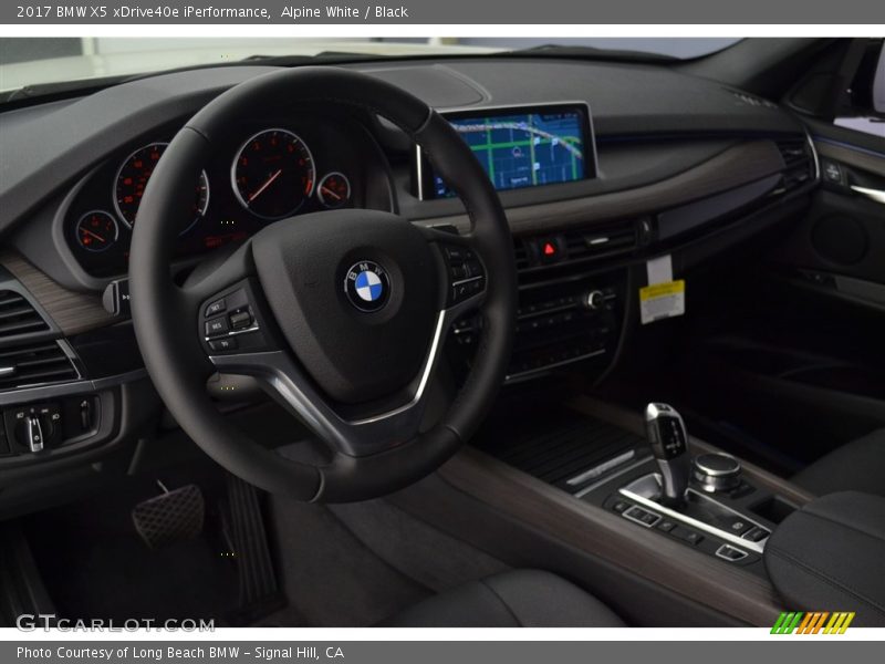 Alpine White / Black 2017 BMW X5 xDrive40e iPerformance