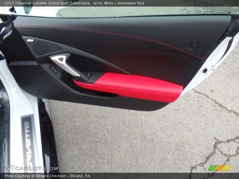 Arctic White / Adrenaline Red 2017 Chevrolet Corvette Grand Sport Convertible