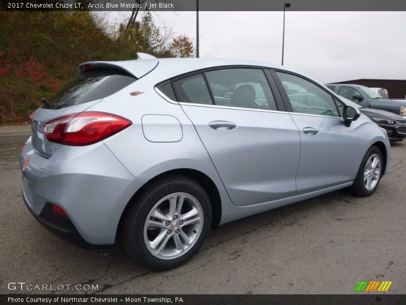 Arctic Blue Metallic / Jet Black 2017 Chevrolet Cruze LT