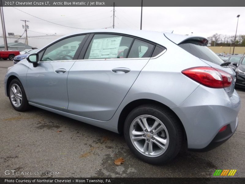 Arctic Blue Metallic / Jet Black 2017 Chevrolet Cruze LT