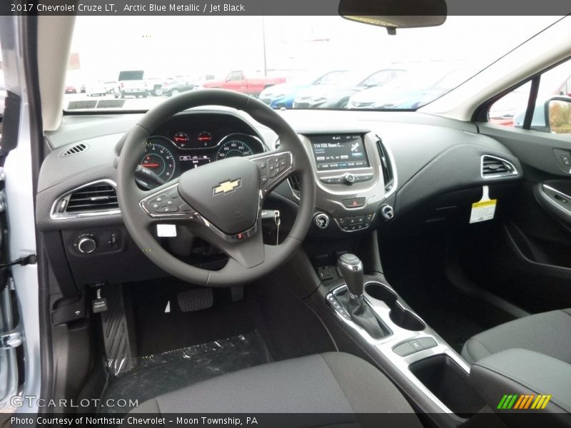 Arctic Blue Metallic / Jet Black 2017 Chevrolet Cruze LT