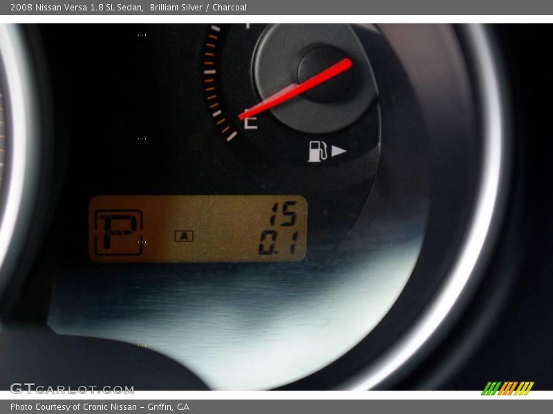 Brilliant Silver / Charcoal 2008 Nissan Versa 1.8 SL Sedan
