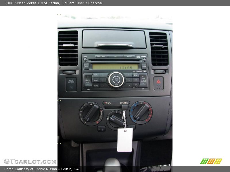 Brilliant Silver / Charcoal 2008 Nissan Versa 1.8 SL Sedan