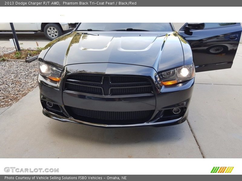 Phantom Black Tri-Coat Pearl / Black/Red 2013 Dodge Charger R/T AWD