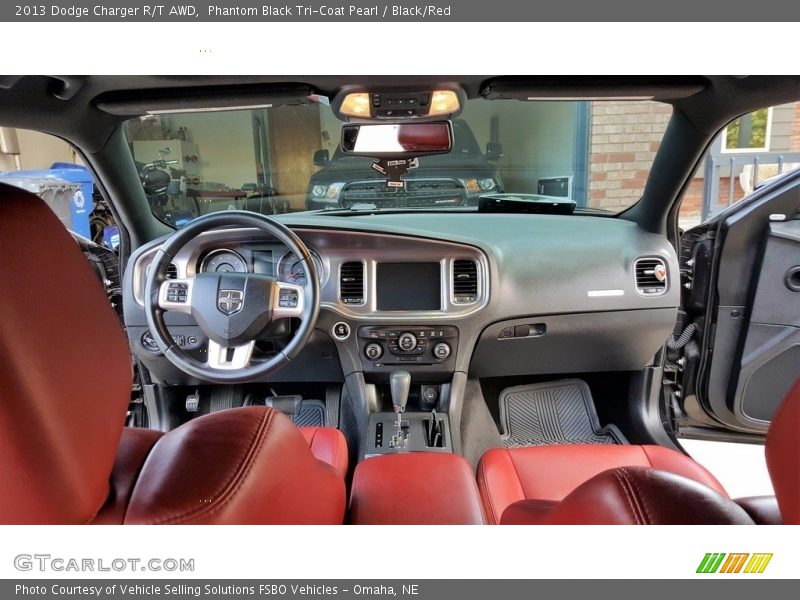 Phantom Black Tri-Coat Pearl / Black/Red 2013 Dodge Charger R/T AWD