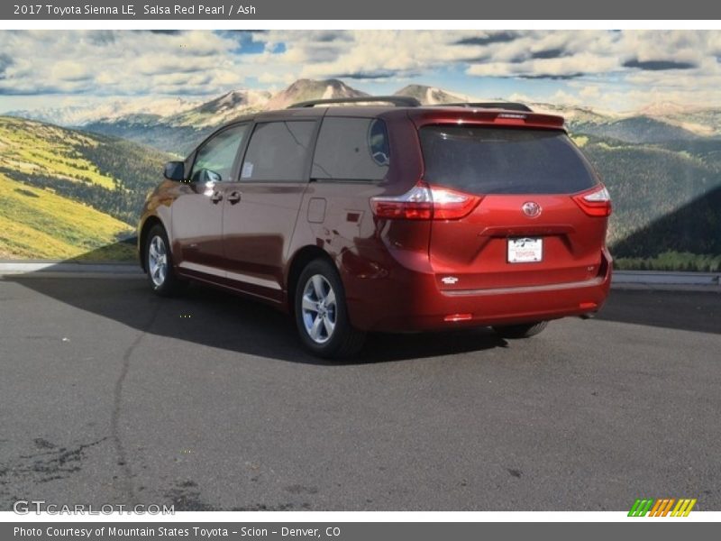 Salsa Red Pearl / Ash 2017 Toyota Sienna LE