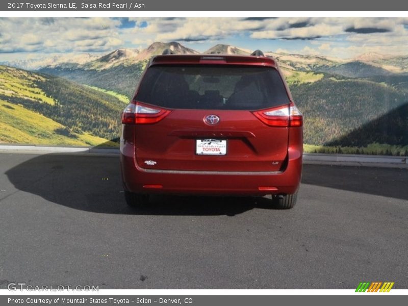 Salsa Red Pearl / Ash 2017 Toyota Sienna LE